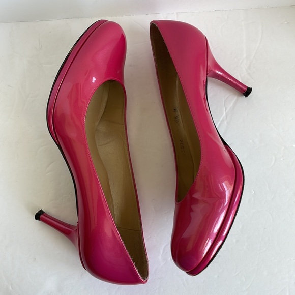 Stuart Weiztman 8.5 heels Patent Pink pumps - Picture 6 of 12